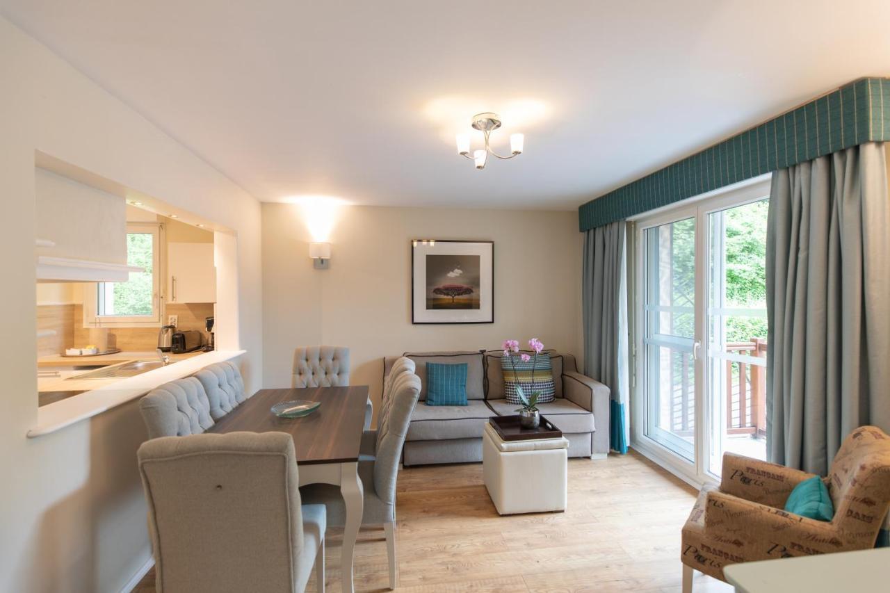 Karma Manoir Des Deux Amants Aparthotel Connelles Kültér fotó
