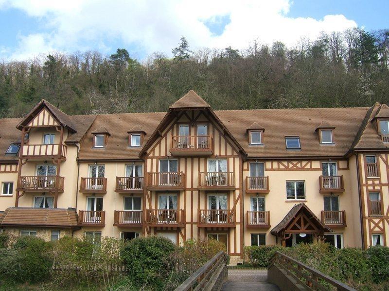 Karma Manoir Des Deux Amants Aparthotel Connelles Kültér fotó